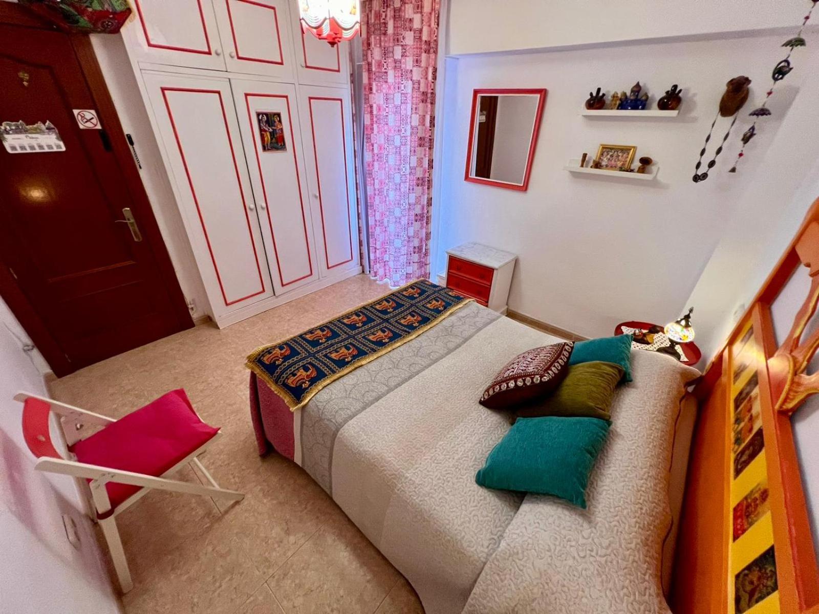 La Casa De La Abuela Rosy Apartment Málaga Exterior foto
